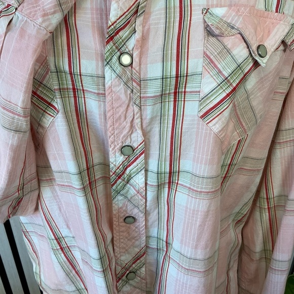 American Living Pink Plaid Shirt with Pearl Snap Buttons Sz Lg - Picture 3 of 6